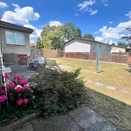 Max 5p Mit Garten Апартаменты *